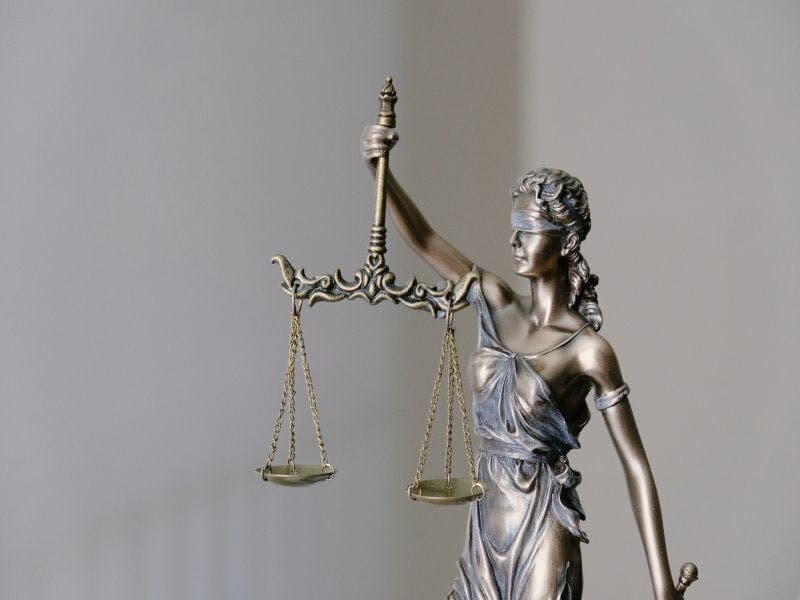 Scales of justice 